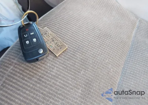 2015 Chevrolet Malibu 1Lt из США, поврежденный, VIN 1G11C5SL0FF312172